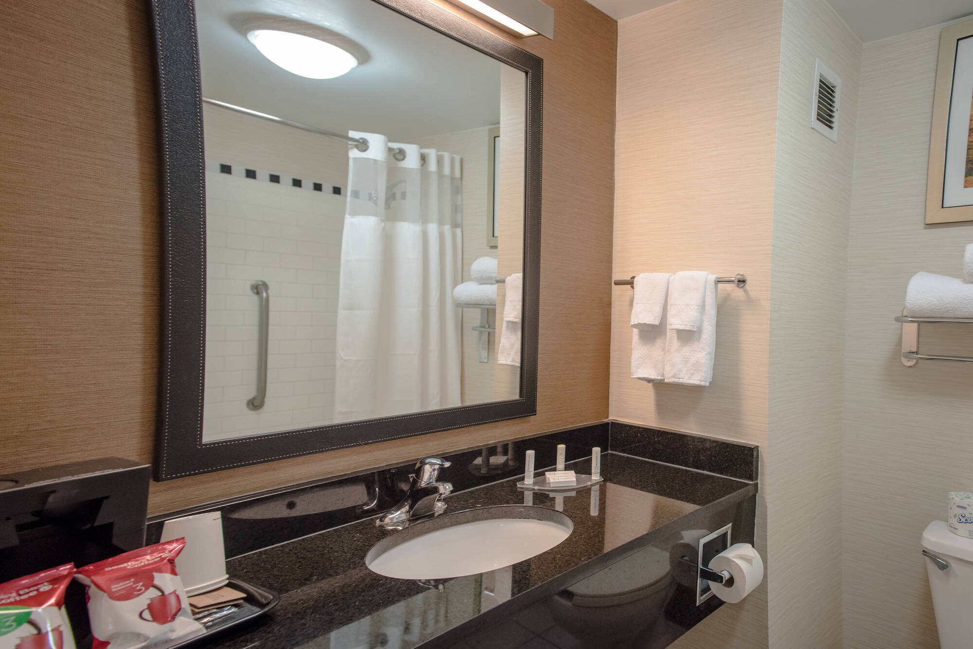 Fairfield Inn & Suites By Marriott Knoxville/East Номер фото